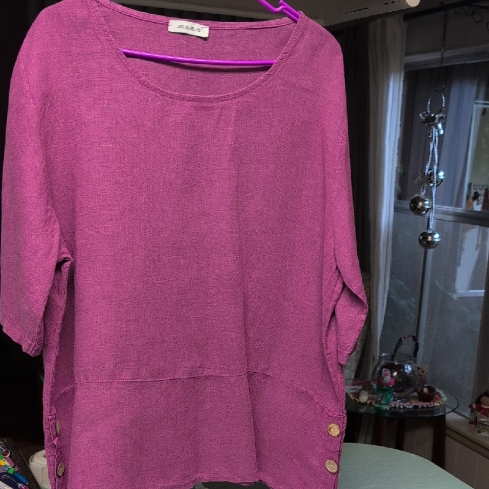 Jelis Jelis Made In Italy Purple Linen Blouse with Button Details